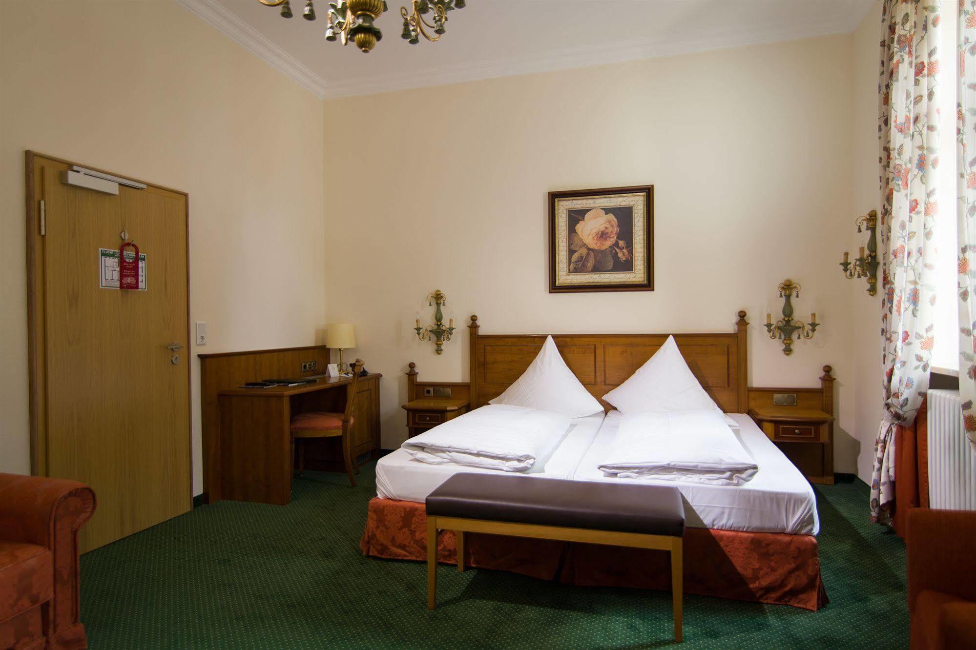 Grünwald Hotel 3*